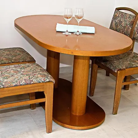 La Dostana 1 Daire *